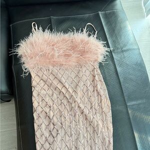 Elegant Pink Feather Trim Party Dress